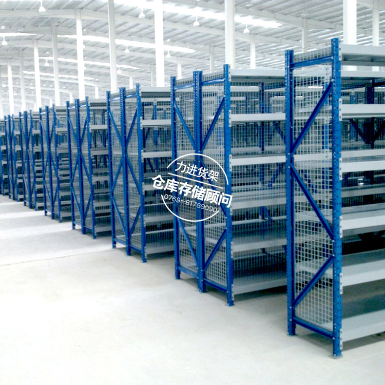 1503901893265387.jpg 倉(cāng)儲(chǔ)貨架的標(biāo)準(zhǔn)規(guī)格.jpg